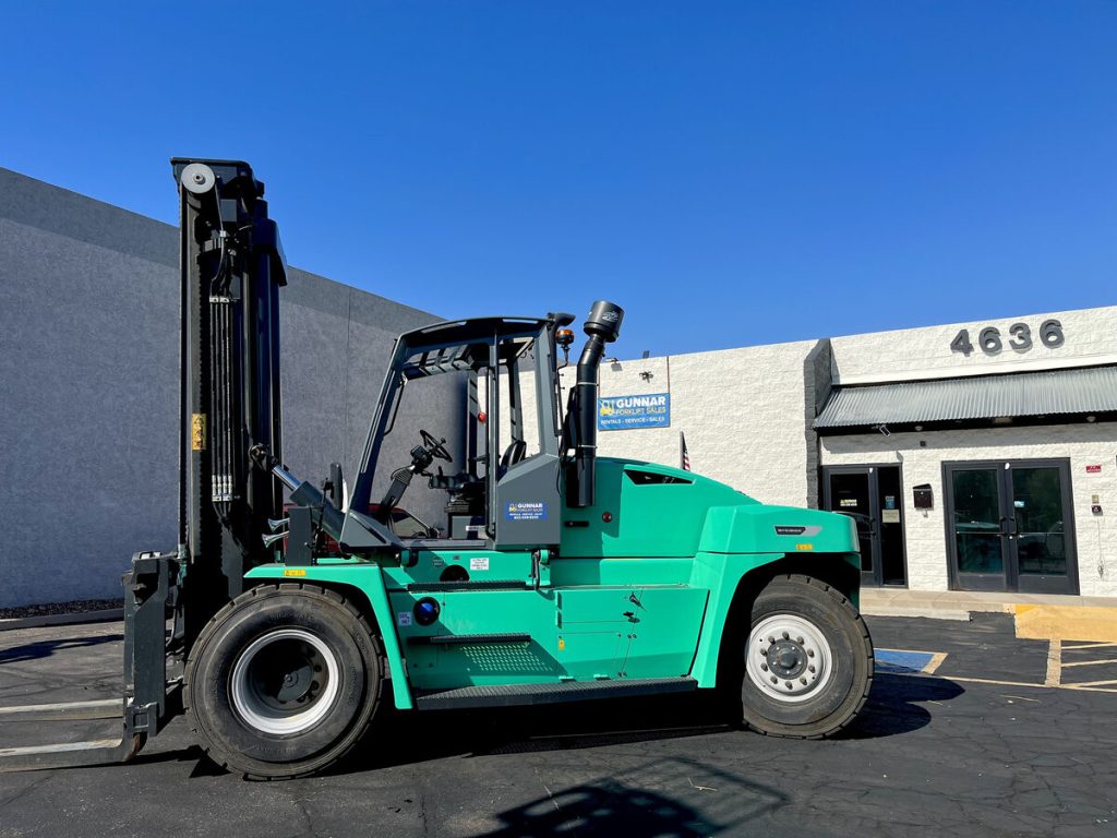 Heavy-capacity Mitsubishi forklift parked outside the Gunnar Forklift Sales building in Phoenix
